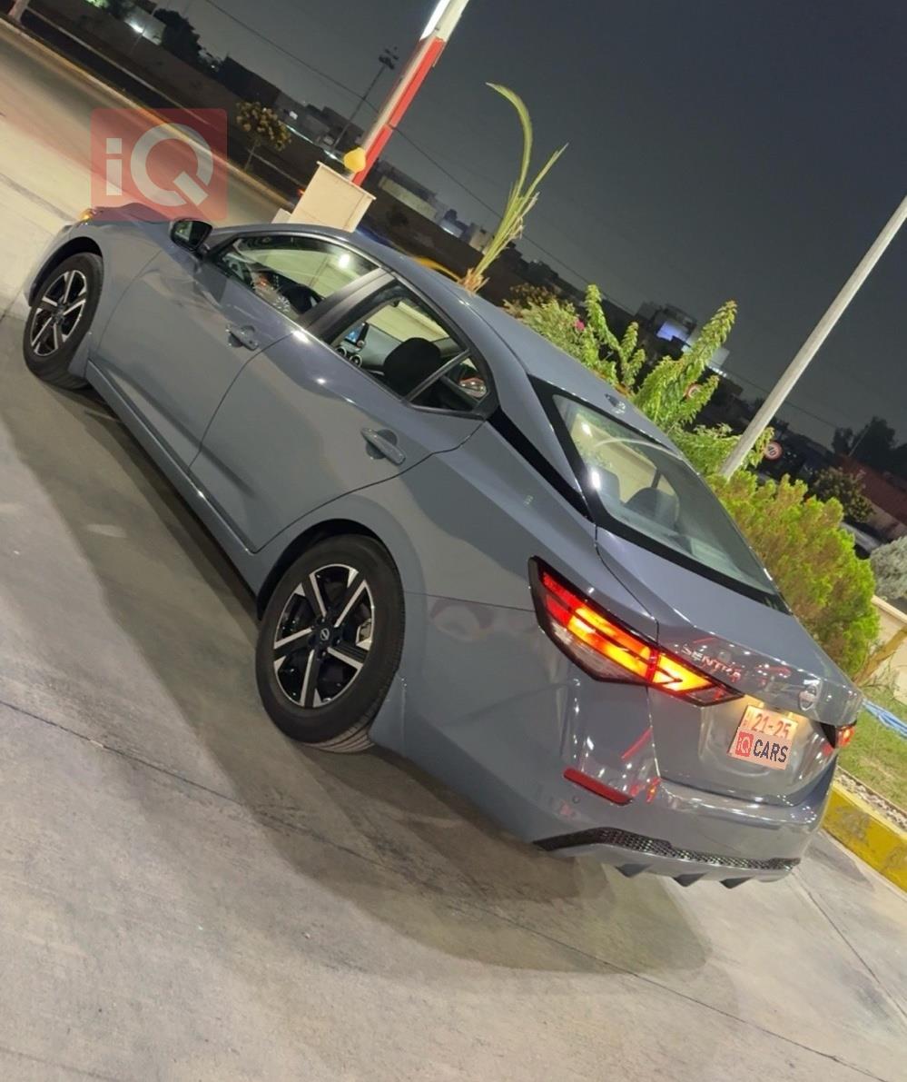 نیسان سێنترا